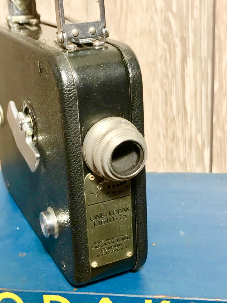 Vintage 1930/'s Kodak Cine Eight 25 8mm Film Movie Camera