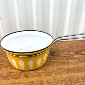Vintage Catherineholm Yellow Lotus Pot