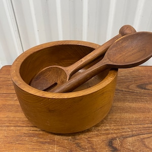Mid Century Vintage Teak Wood Salad Bowl & Severs Made In Thailand