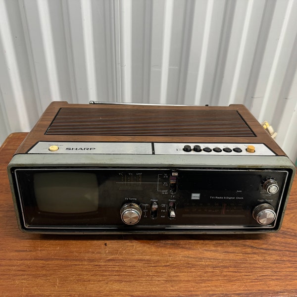 Vintage 1979 Sharp TV Radio Am/FM Mini 4" TV - Digital Clock Model 3T-57A