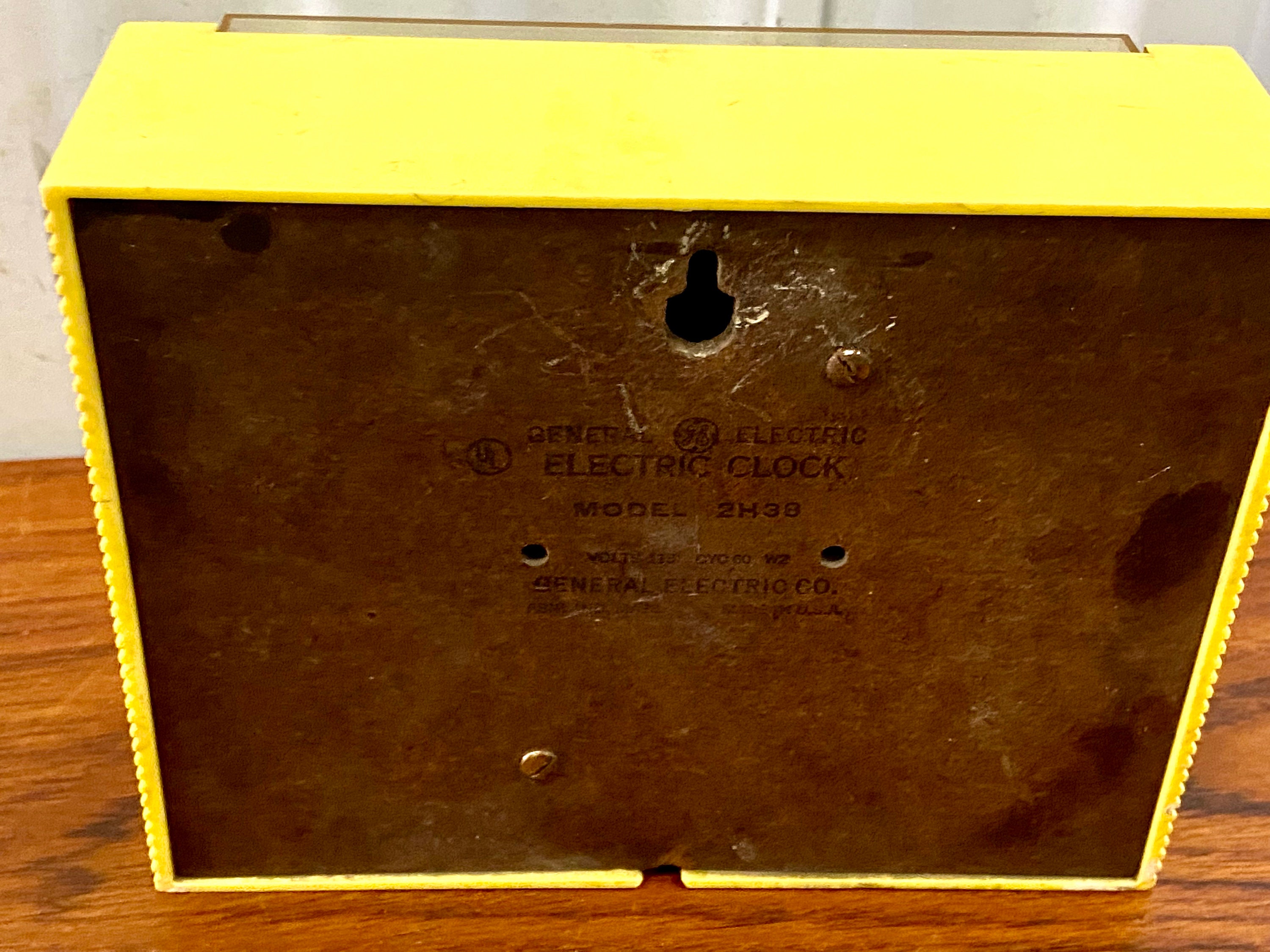 Vintage G.E Modell 2H38 Gelb Elektrische Wand Küchenuhr | Etsy