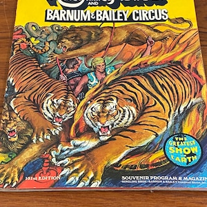 Ringling Bros and Barnum Bailey Circus- 101st Edition 1971 -Program and Magazine