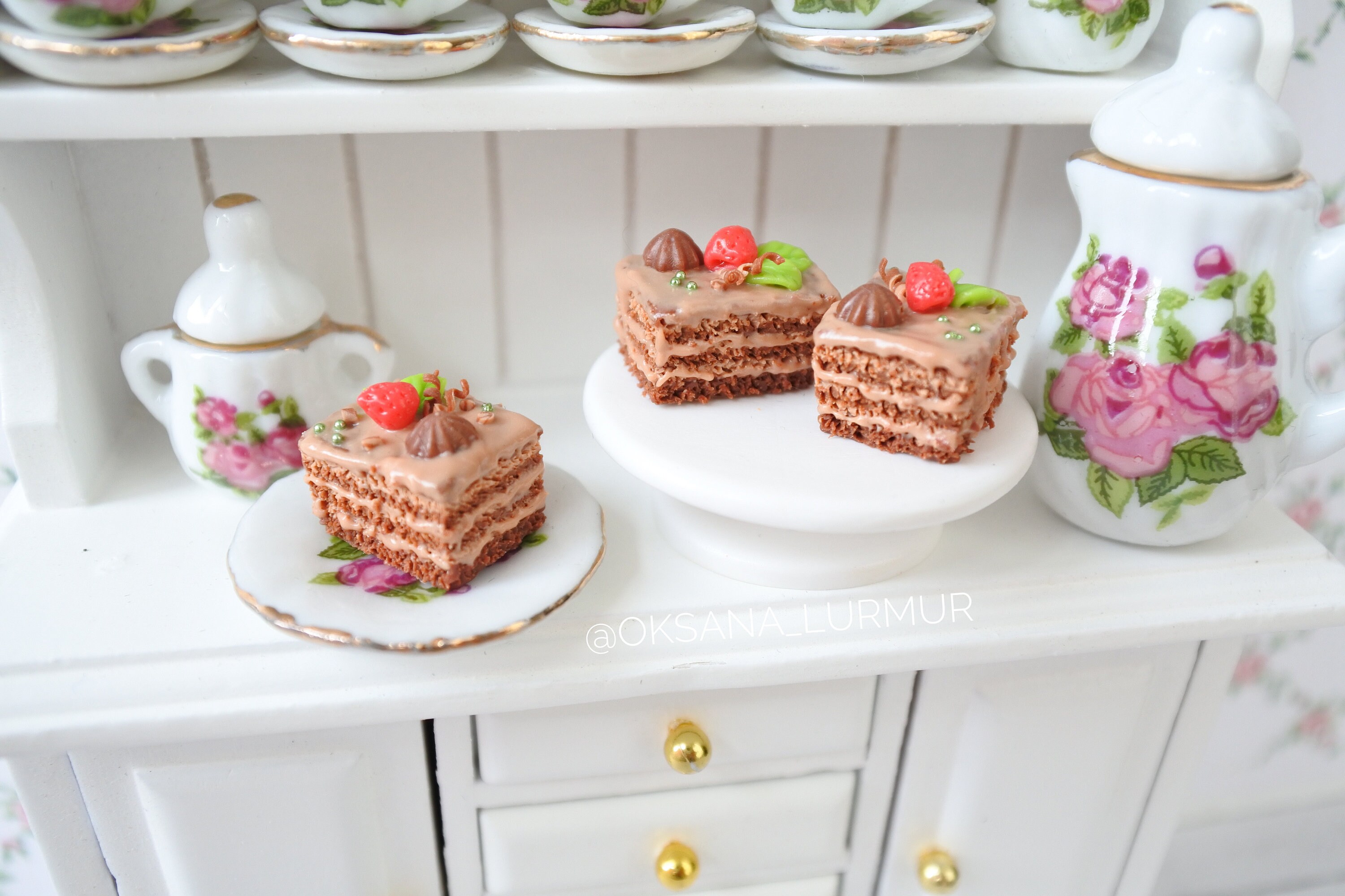 dollhouse bakery