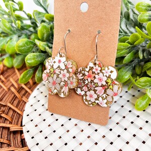 flower earrings, acrylic earrings, floral gold and pink earrings