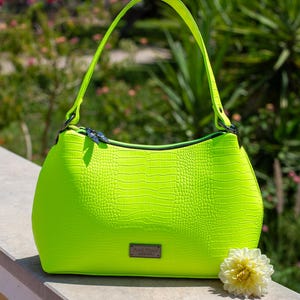 Molde para costura da bolsa Almora, bolsa moderna arredondada com fecho de zíper (download instantâneo em PDF)