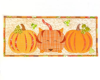 Pumpcat Halloween Table Runner - fall wall hanging - PDF pattern