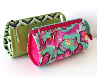 Makeup Bag - Makeup Zipper Bag - PDF Sewing Pattern - Reno Rounded Makeup Bag