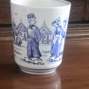 Delfts Blauw Royal G. Volendam beaker cup hand painted Dutch Delft Blue unicum 6/1