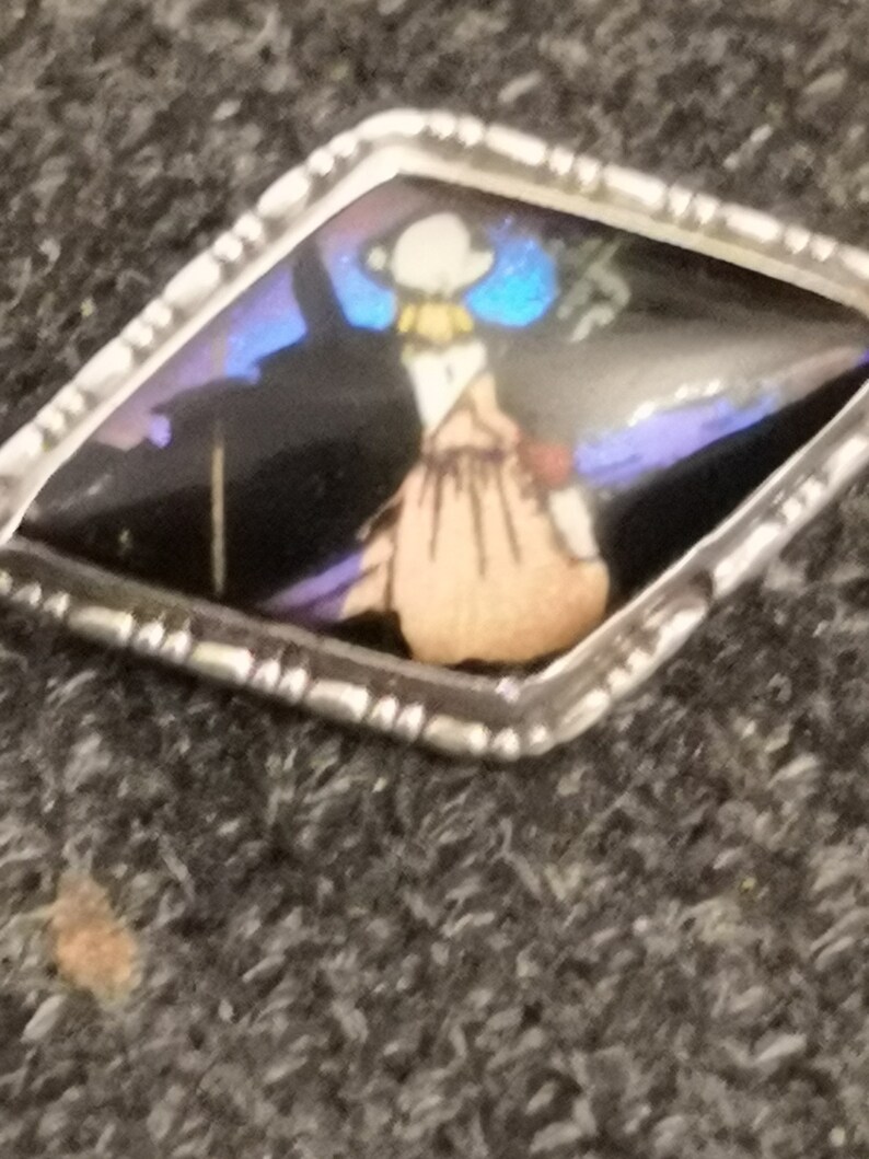 Stunning Butterfly Wing Brooch featuring a Crinoline Lady