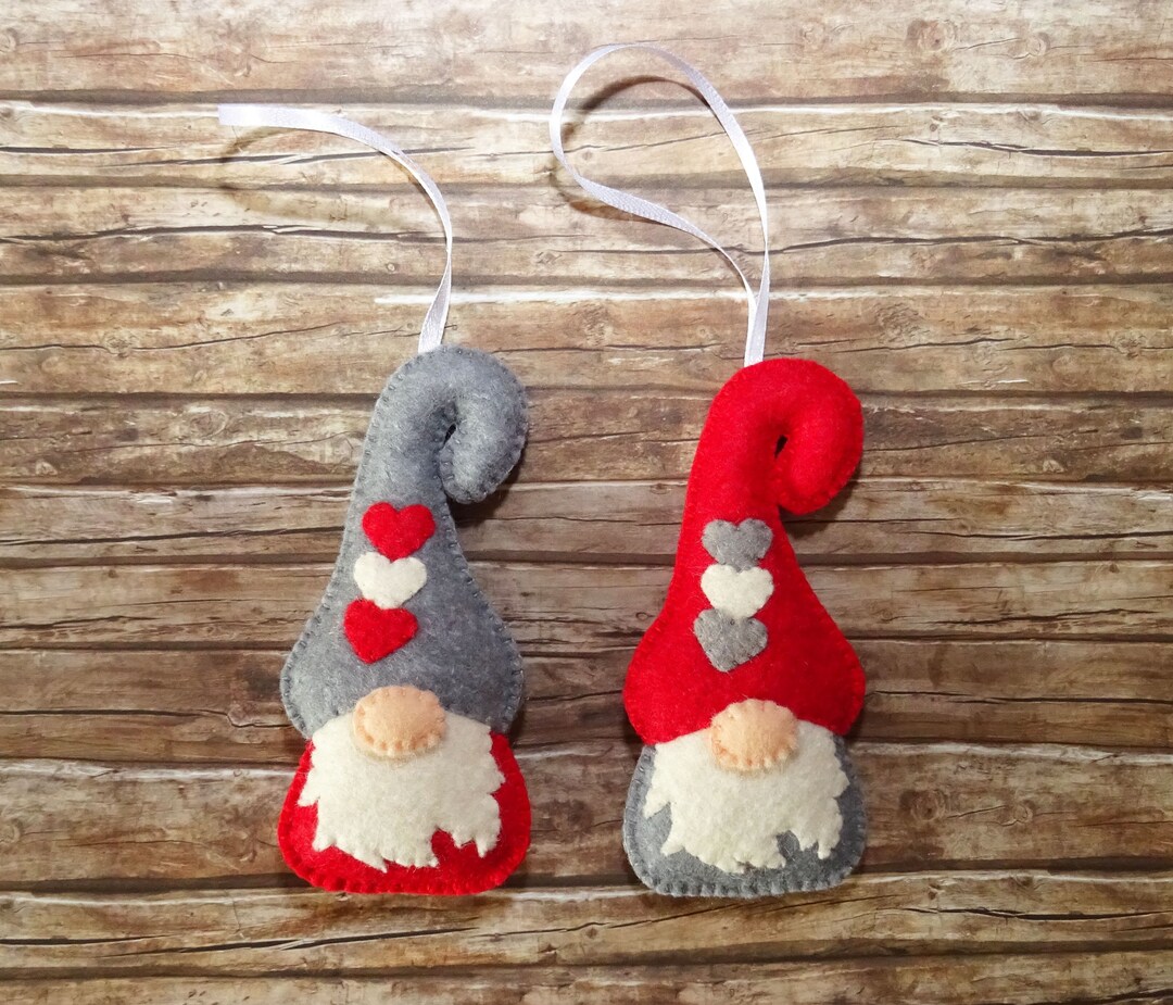 Wool Felt Gnomes Ornaments, Set of 2, Gnome With Hearts, Nordic Gnome