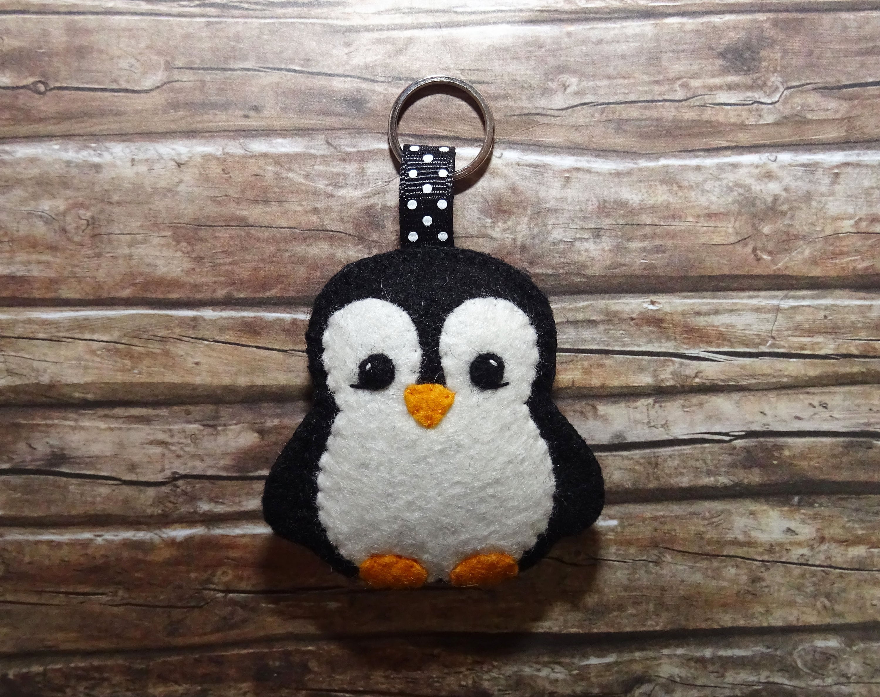 Wool felt penguin keychain Penguin keychain Keyring Key | Etsy