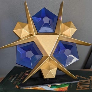 Zafiro Zora a tamaño real, réplica de coleccionista en resina, a escala del juego Legend of Zelda: Ocarina of Time. Ideal como regalo para jugadores.