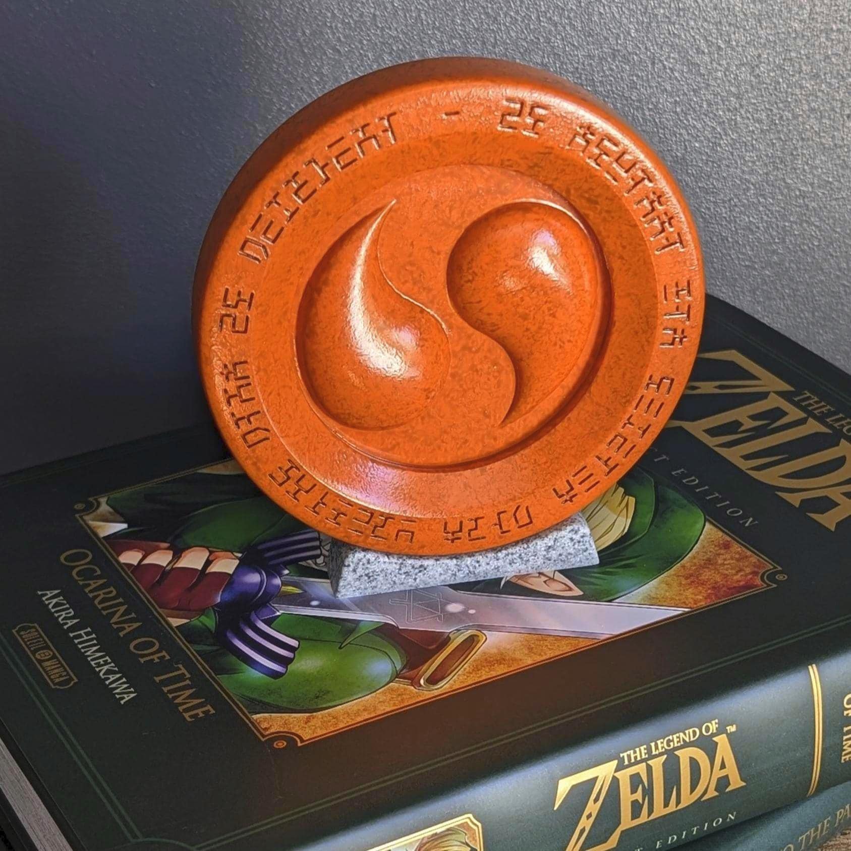 ゼルダの伝説 時のオカリナ 賢者のメダル。高級樹脂製装飾品として