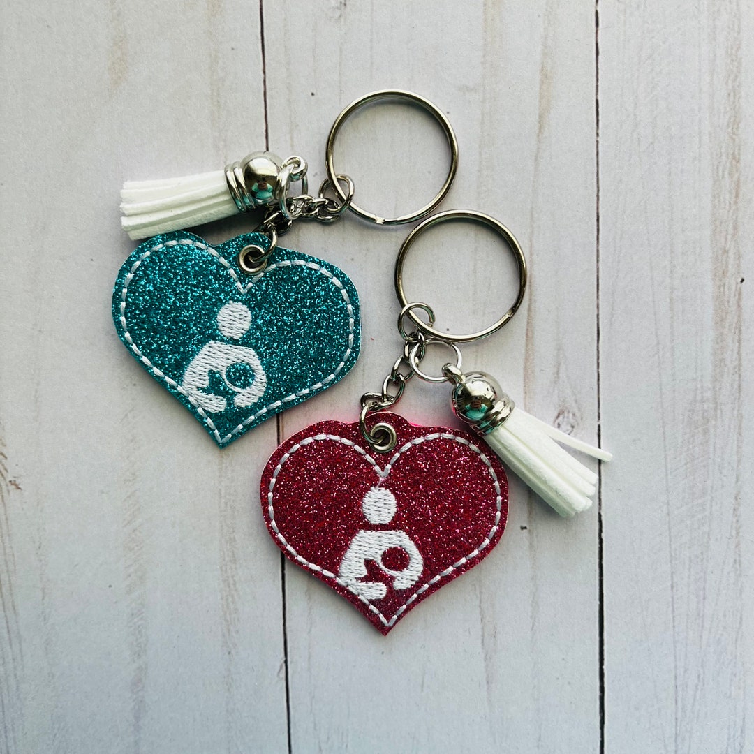 Breastfeeding Keychain, Breastfeeding Mom Key Ring, Keychain for a Mom