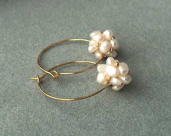 Freshwater pearls earrings, golden hoops earrings, natural pearls jewelry