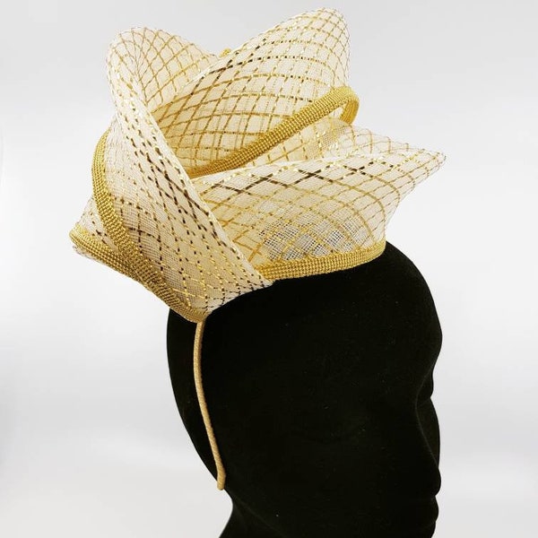 Gold and white crinoline headpiece / fascinator / hat, ideal for the races inc. Melbourne Cup or Fashions on the Field entrants