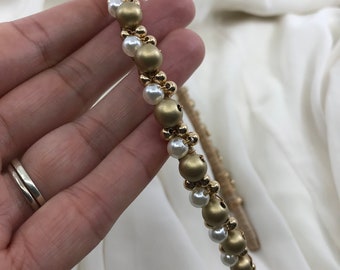 Gold and beige pearl headband / headpiece, ideal for a wedding, party or the races