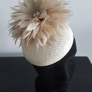 Cream and champagne button hat / fascinator / headpiece ideal for the races inc. Melbourne Cup or Fashions on the Field entrants image 4