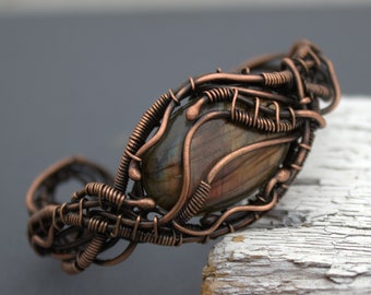 Wire Wrapped Copper Bracelet with Labradorite, Antiqued Copper Cuff Bracelet, Labradorite Bracelet, Statement, Adjustable, Copper Jewelry