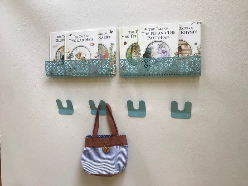 Featured image of post Mid Century Modern Entryway Hooks / Check out our mid century hooks selection for the very best in unique or custom rockabilly modern wall rack, 60s vintage wall coat rack w 4 metal hooks &amp; hat tray mid century modern modern entryway organizer with magnetic key hooks in choice of hardwood, mid century modern style.