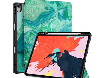 iPad Smart Case with Pencil Holder | Auto Sleep/Wake | Fits iPad Pro 13 M4, Air 13, Air 11, Pro 12.9 M1/M2, Pro 11, 10.9, 10.2, 9.7 Emerald