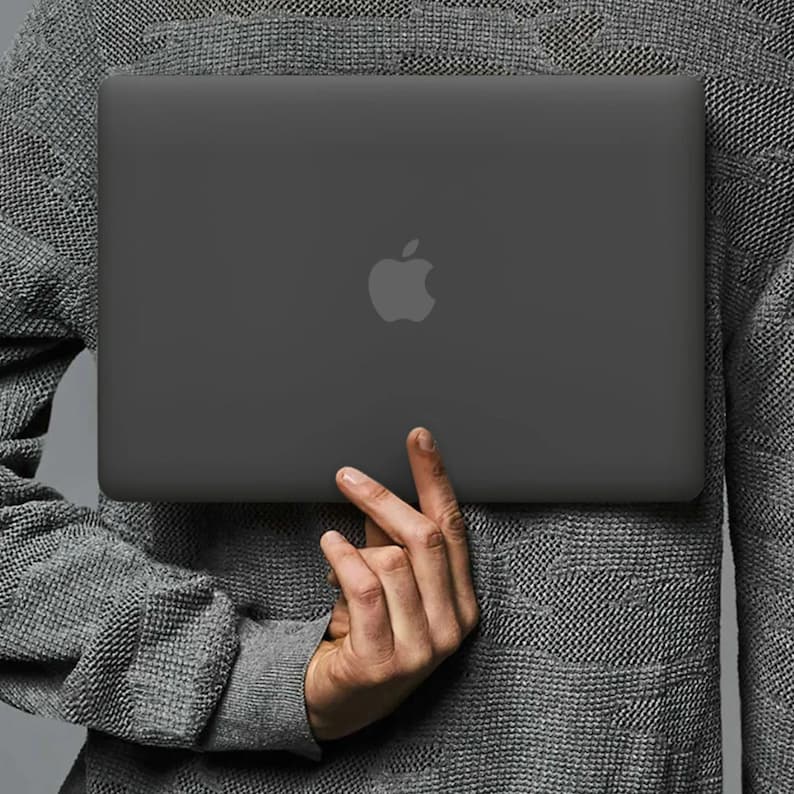 personalized macbook
