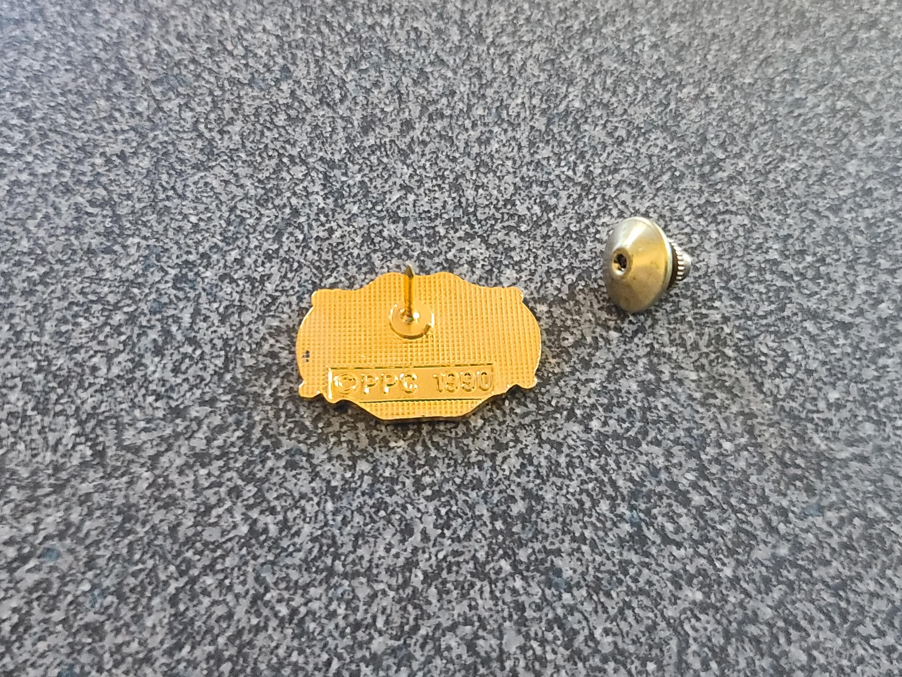 Vintage 1990 Star Trek Official Licensed Product USS