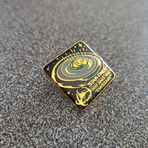 Vintage 1994 DS9 Star Trek Official Licensed Product &quot;Star Trek Deep Space Nine - Emissary&quot; - Enamel Tac Pin  1.25&quot; Tall x 1.25&quot; Wide