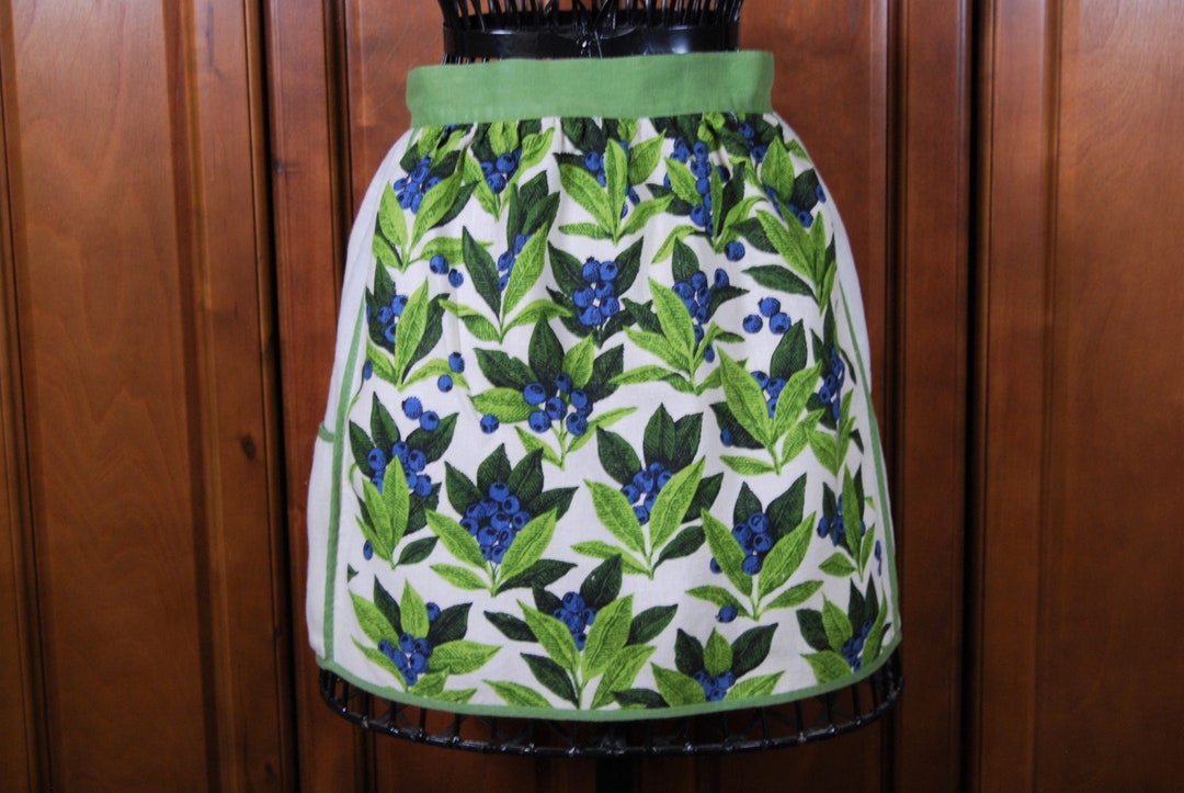 Vintage Linen Half Apron With Pockets Blueberry Bush Print Etsy UK