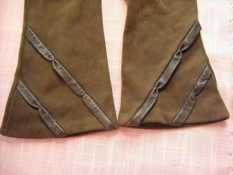 Brown Driving Gloves