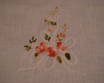 Pañuelo de tocador bordado blanco vintage con flecos