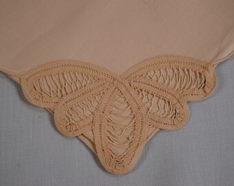 serviettes en lin beige vintage, dentelle Battenburg, Set of Eight, NOS