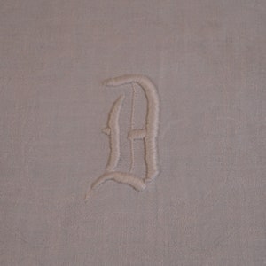 vintage White Linen Damask Monogram B Table Runner ou Dresser Scarf