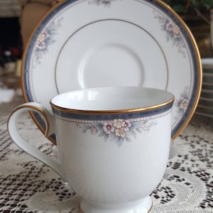 Set for 8 Noritake Ontario Cup and Saucer China Set Elegant Gold Trim Pink owers and Blue Band Replacement Luxury Dinnerware wedding