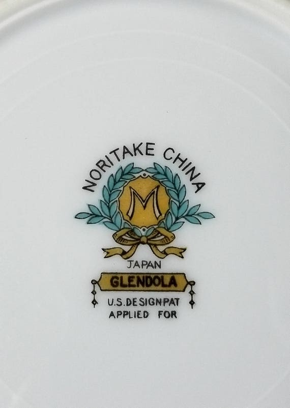 China Set for 10 Guests | Noritake Glendola (79-piece) | Perfect