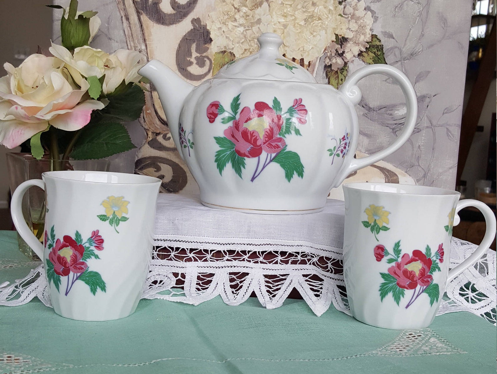 Laura Ashley Teapot and Mugs China Set Parfums Pattern Elegant Vintage