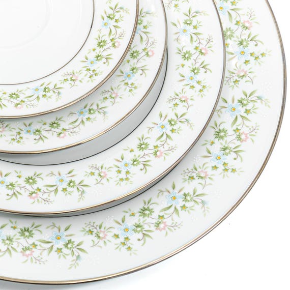 Set for 4 Noritake Savannah | 5 Piece Place Setting Dinnerware Set