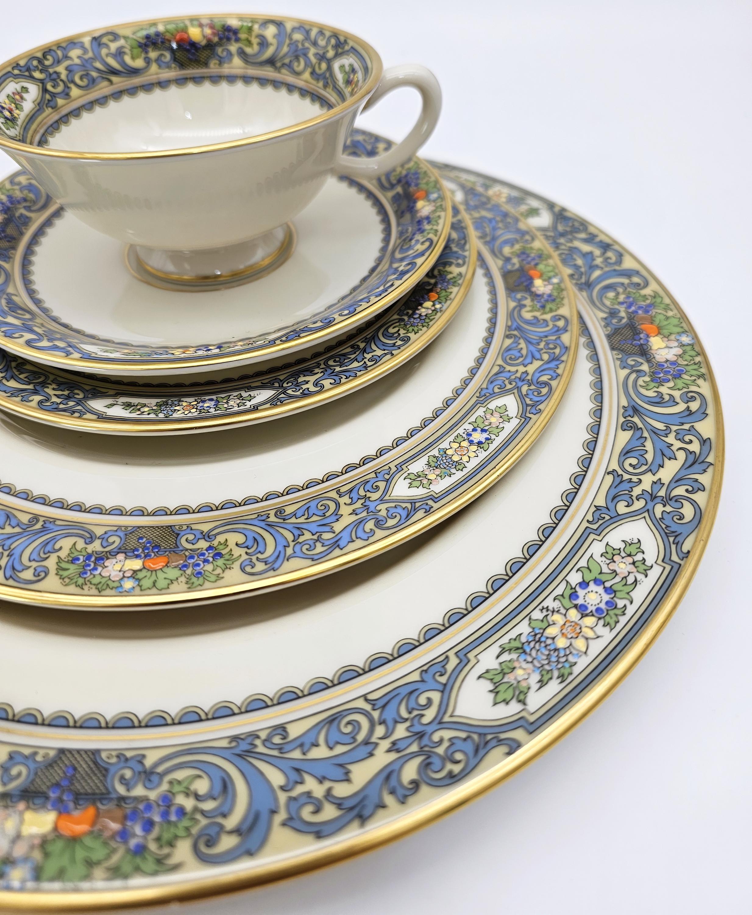 Lenox Autumn Fine China Set for 8 With 22kt Gold Trim | 40