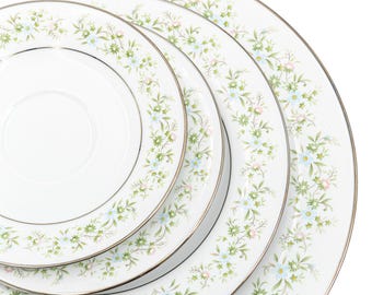 China Set for 8 Noritake Savannah Complete Dinnerware Set 45