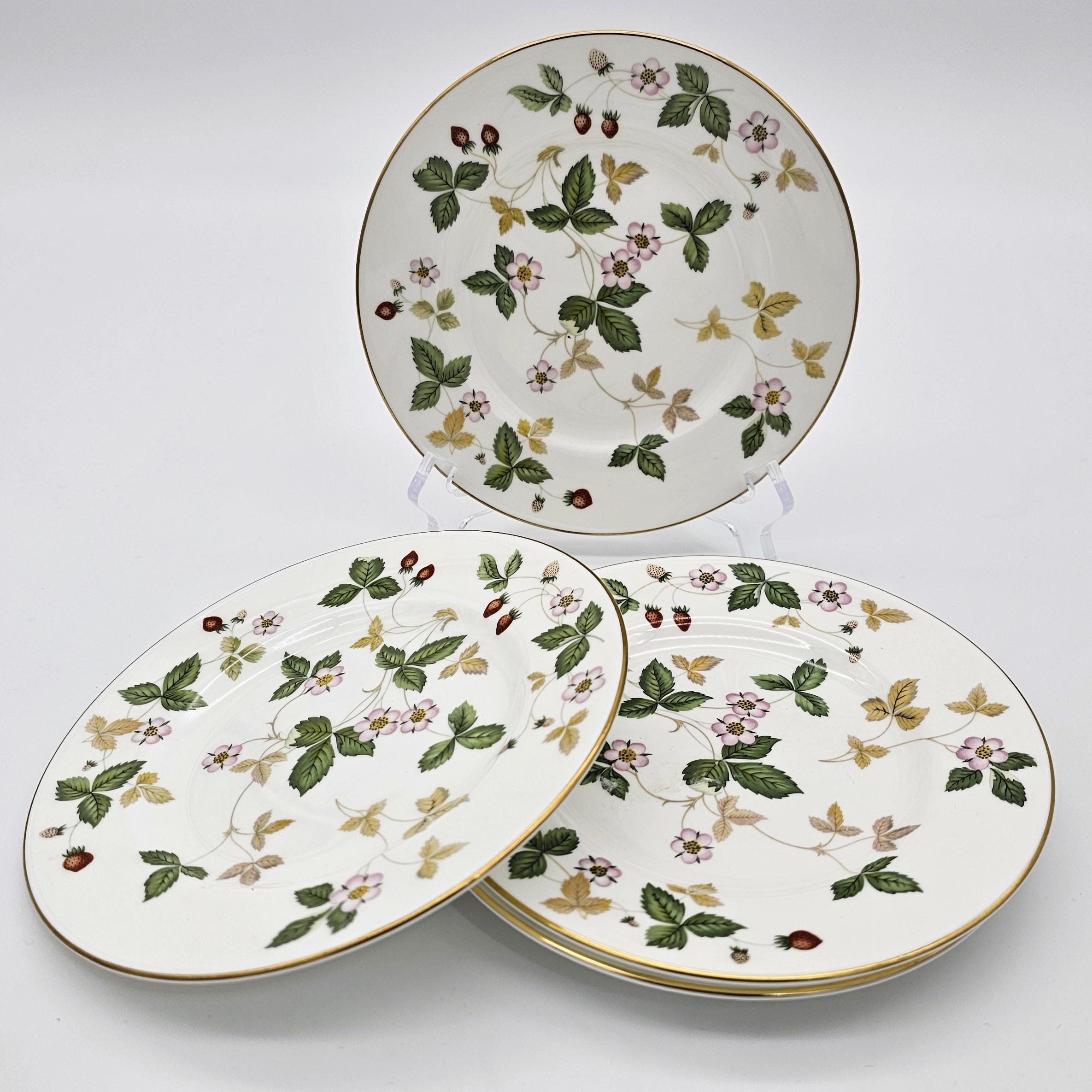 WEDGEWOOD Wild Strawberry プレート27cm 6枚 Set of 4 Wedgwood Wild Strawberry Bread and Butter Plates, 6