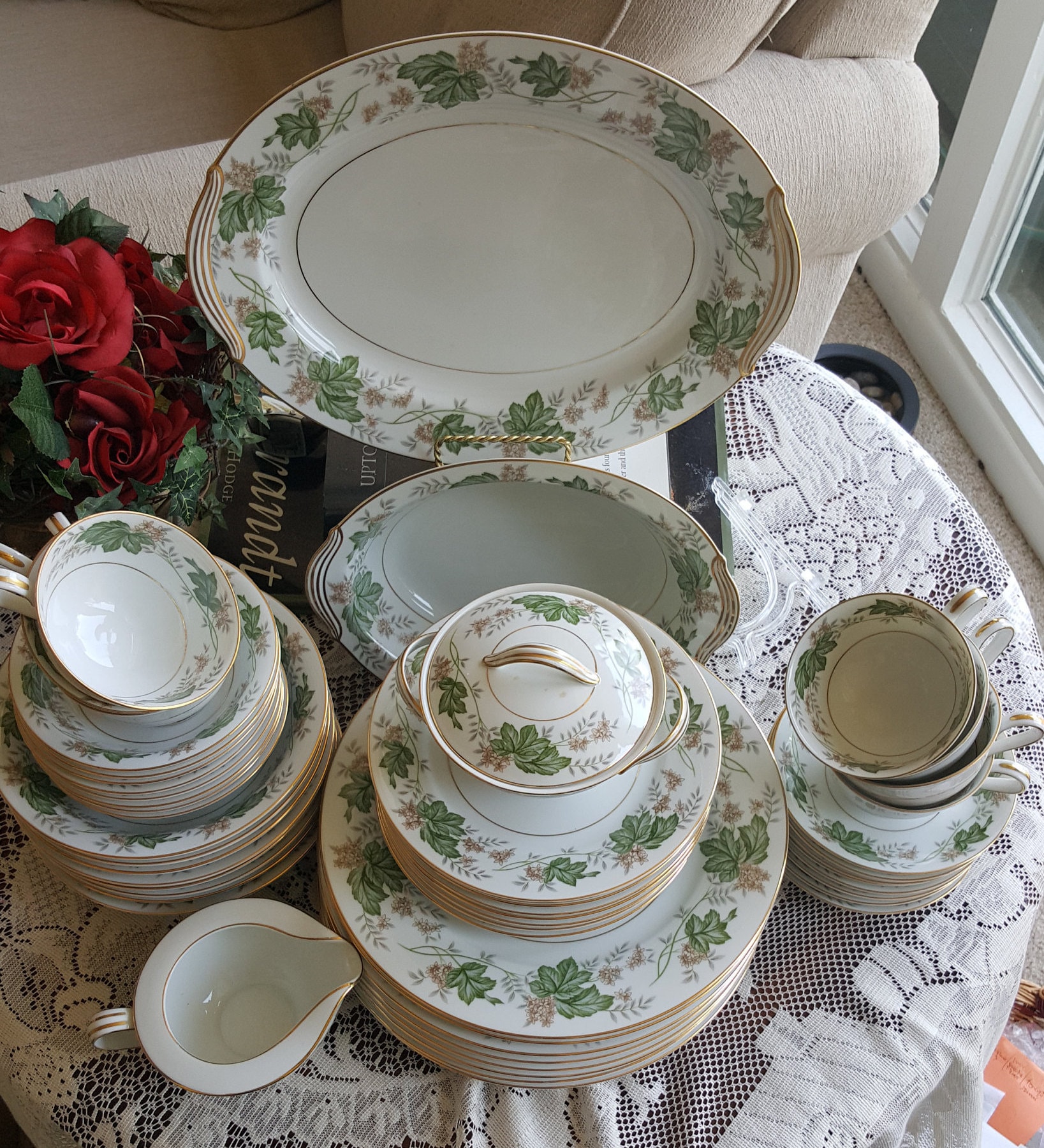 Set for 8 Noritake Daphne 53 Piece | Complete Dinnerware Set 6