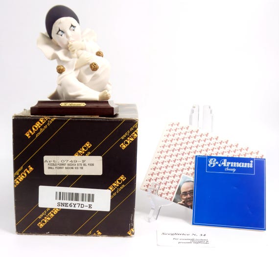 Giuseppe Armani Authentic Vintage Porcelain Figurine Small Pierrot
