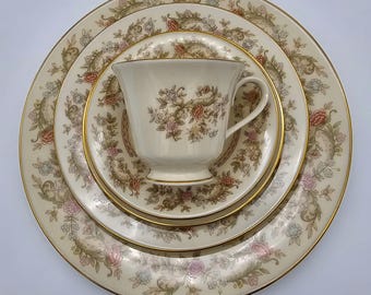 レノックス ローズマナー 花柄金縁皿 6枚セット レノックス ヘルムズリー | 2人用食器 | 高級陶磁器セット | 花柄と