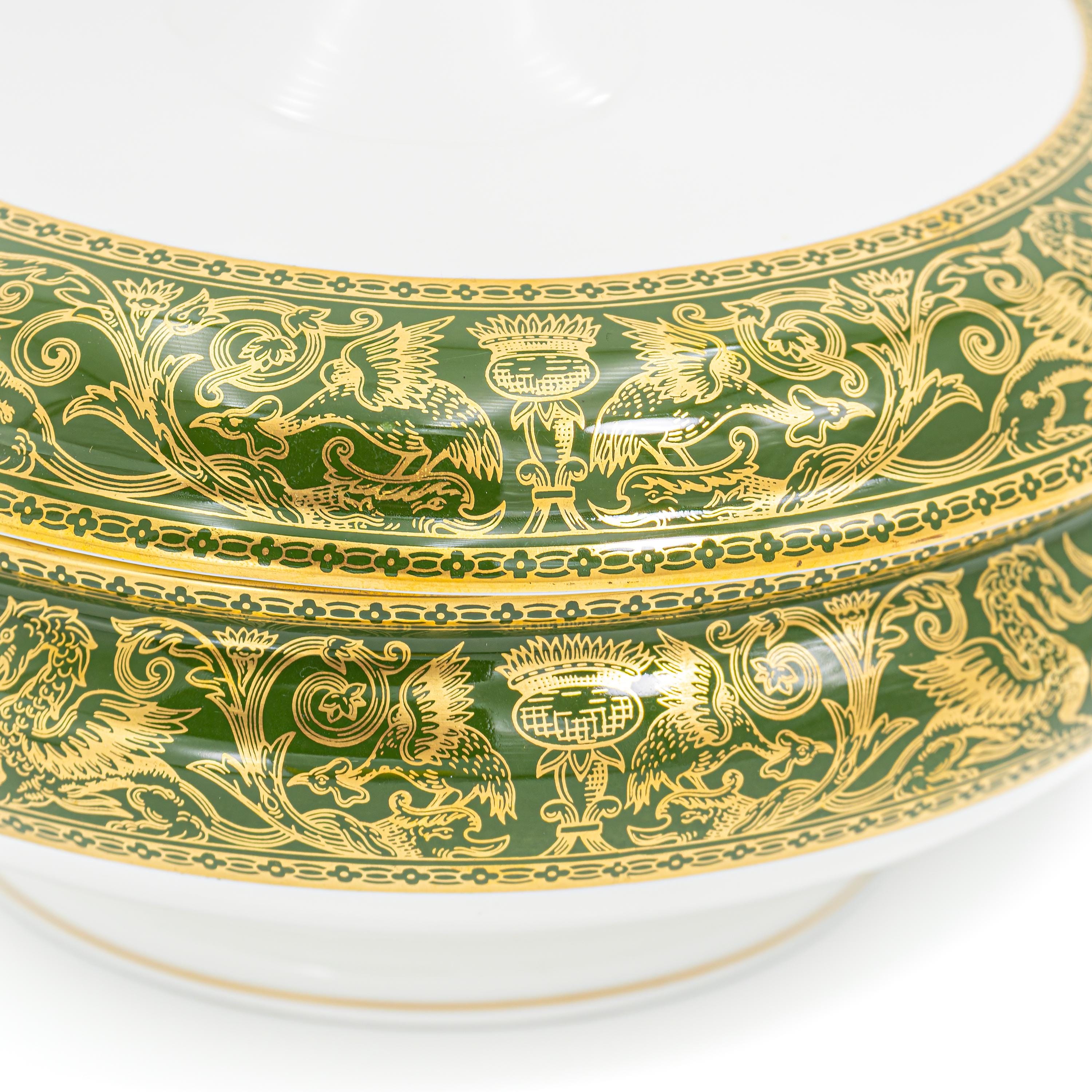 Wedgwood Florentine Green & 22kt Gold Covered Vegetable Dish