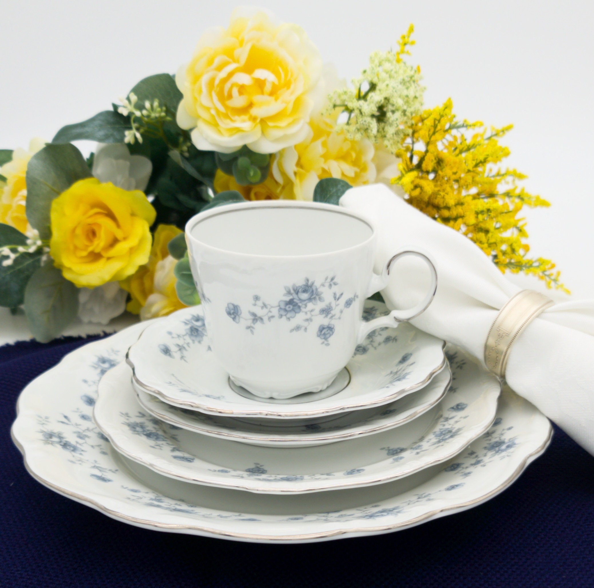 Johann Haviland Bavaria Germany Blue Bouquet Platinum Gravy Boat With Attached Underplate - Ireland
