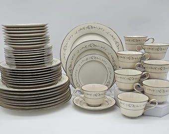 Noritake Heather 40-piece China Set, Set for 8, Vintage