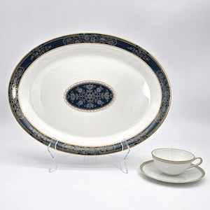 Royal Doulton Carlyle Ovale Servierplatte 16 &quot;&quot;Elegantes Knochenporzellan, Porzellan, blaue Blumen, Blattgold, Türkisband, Weihnachtsgeschirr-Erbstück.&quot;