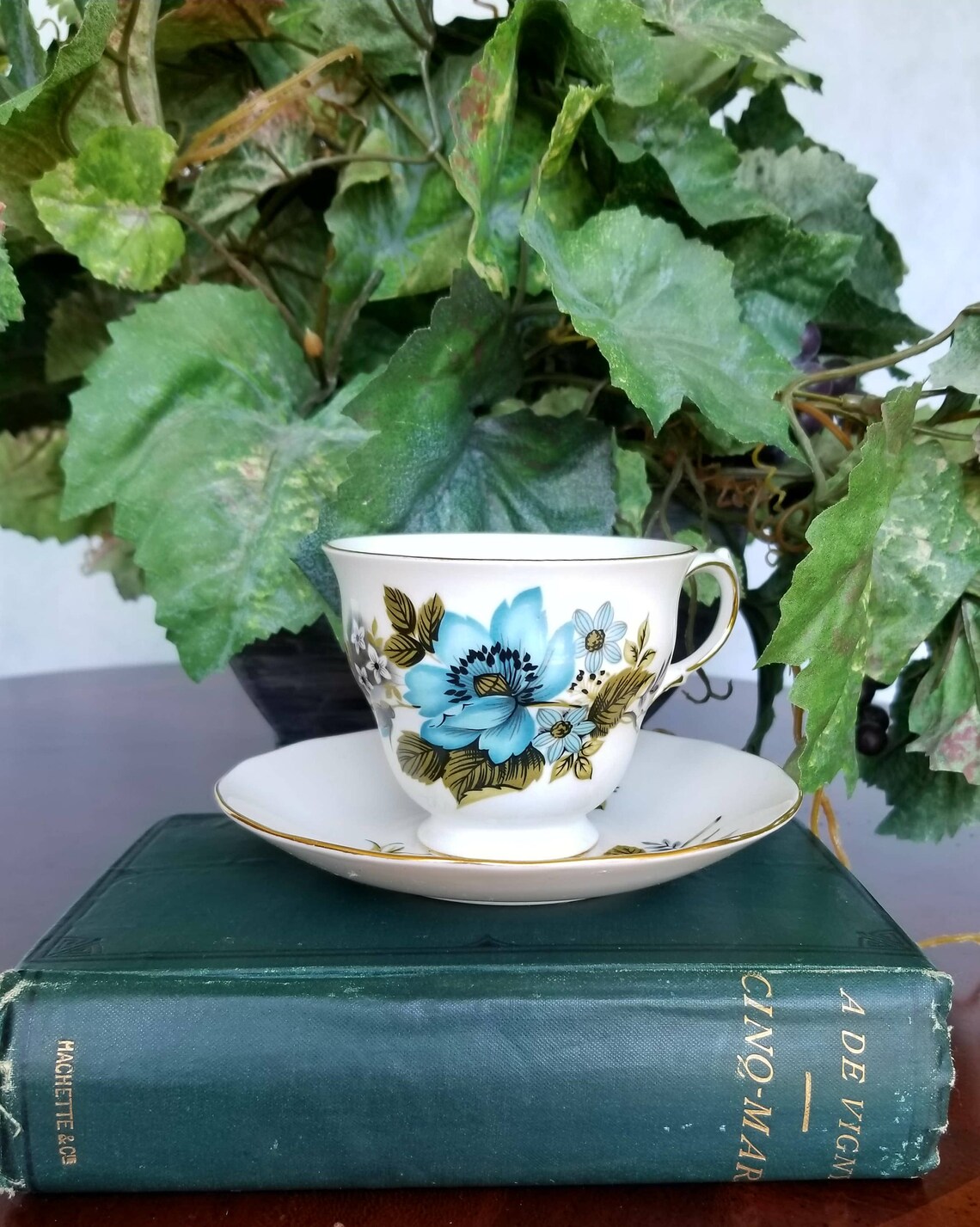 Queen Anne English Bone China Tea Cup and Saucer China Set Etsy