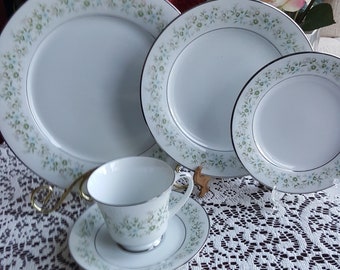 Set for 4 Noritake Savannah | 5 Piece Place Setting Dinnerware Set