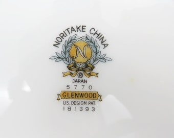 Service for 8 Noritake Whitebrook (48 Piece)dinnerware Set